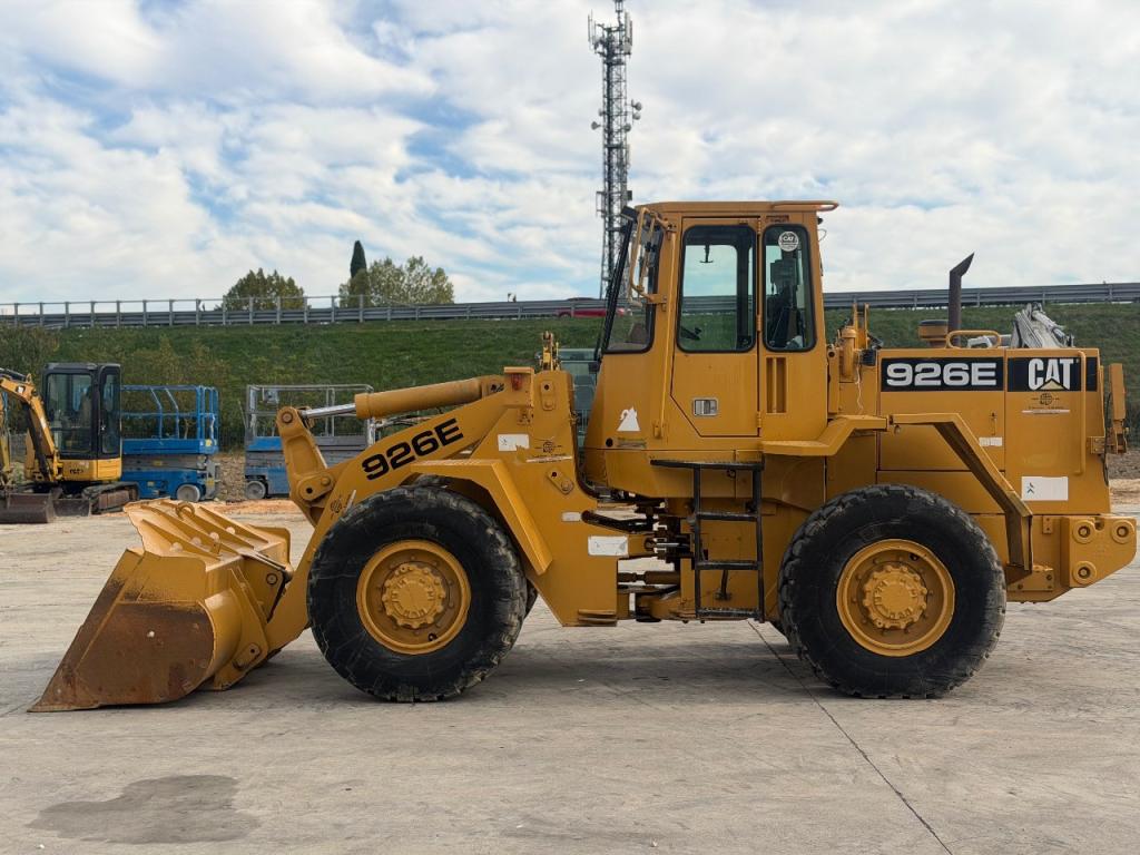 Caterpillar 926E Photo 4