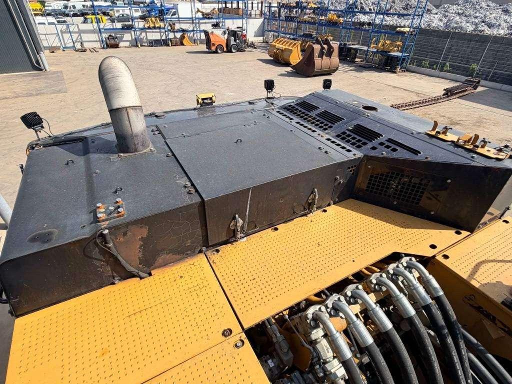 Caterpillar 374D L Photo 14
