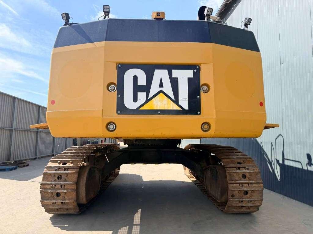 Caterpillar 374D L Photo 7