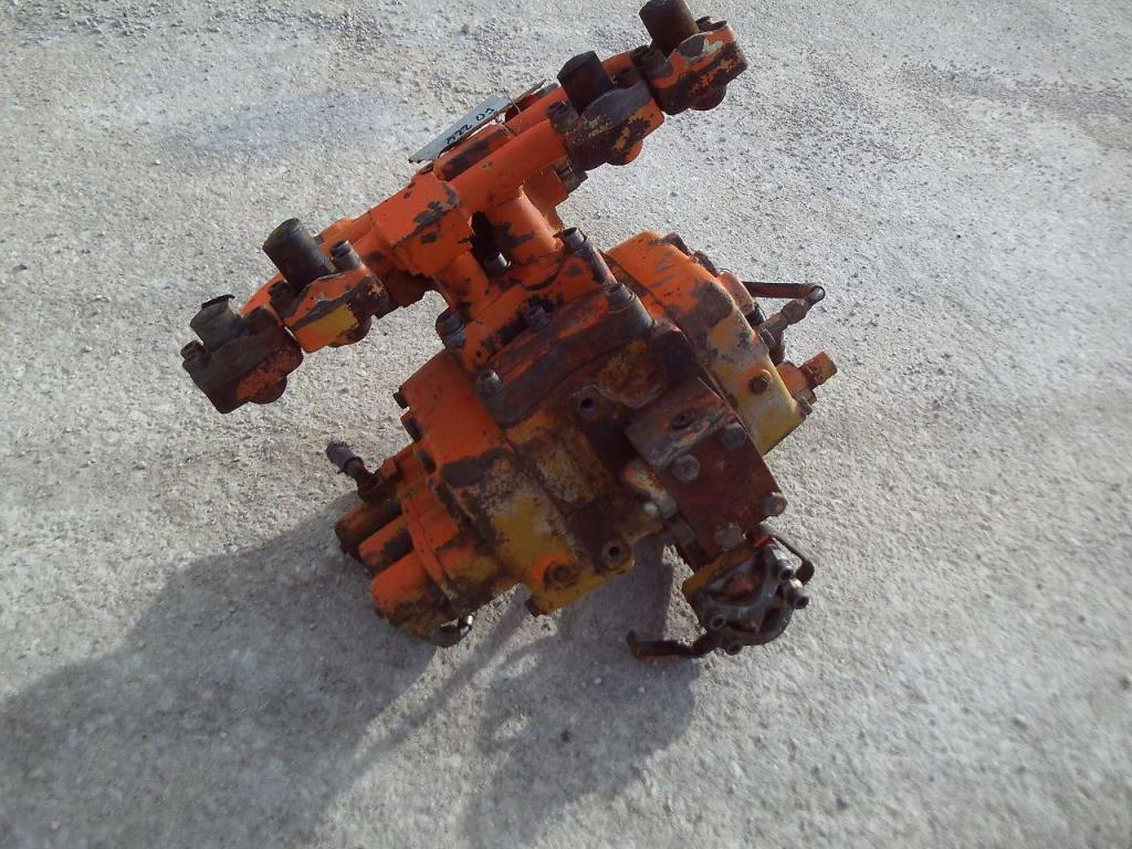 Hydraulic distributor for Fiat Allis FR220 Photo 3
