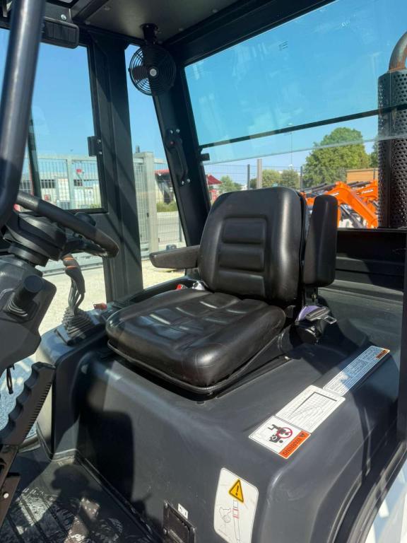 Bobcat D25NXP Photo 10