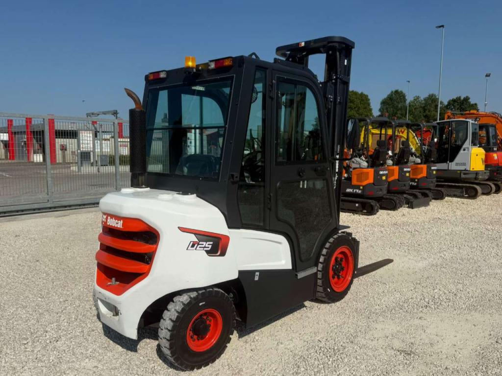 Bobcat D25NXP Photo 4