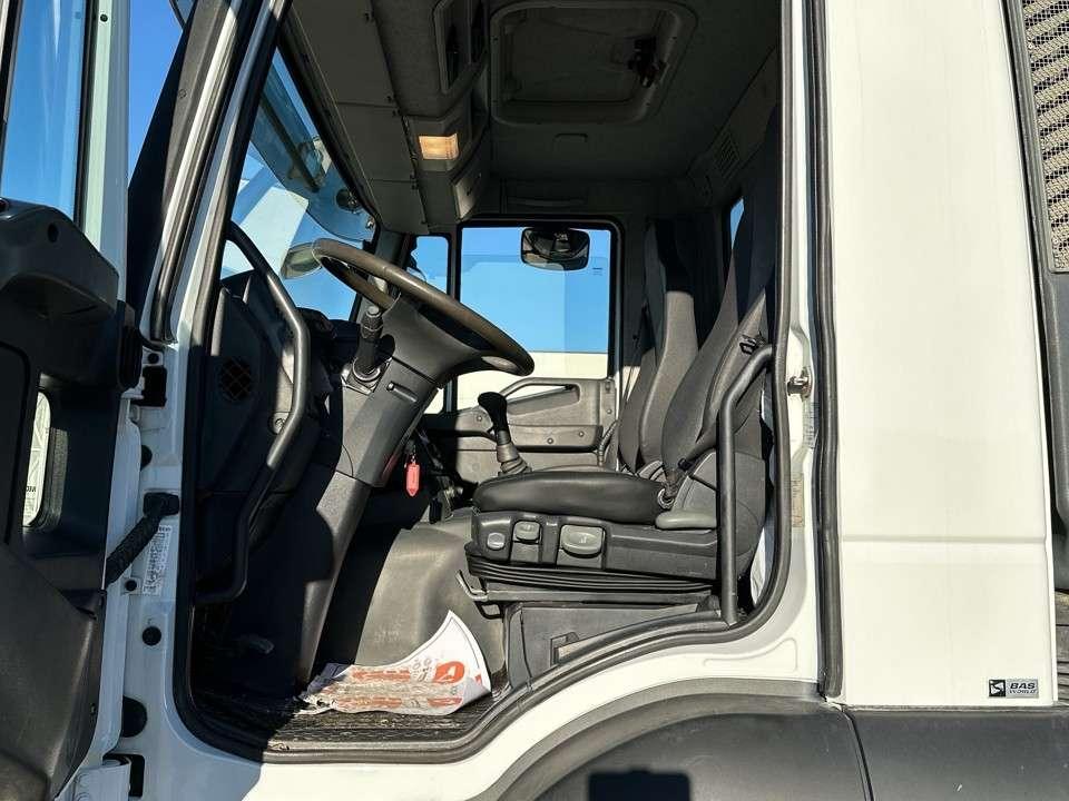 Iveco Trakker 450 6X4 Photo 12