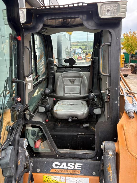 Case SR270 Photo 10