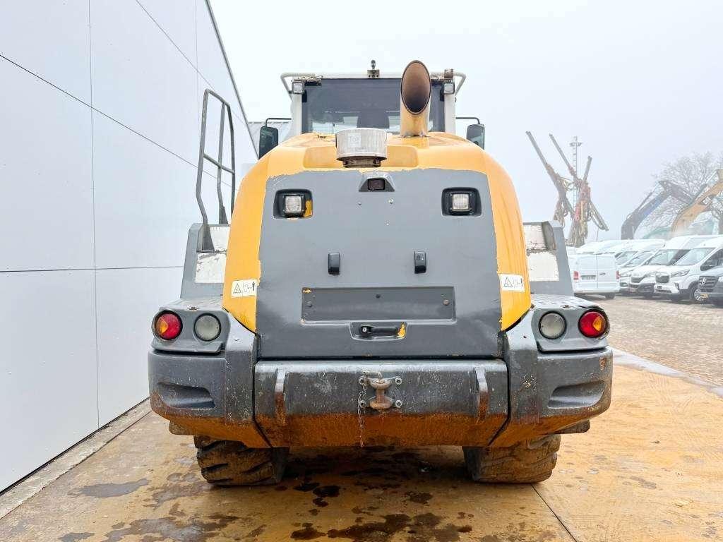 Liebherr L550 - Automatic Greasing / Good Tyres! Photo 4