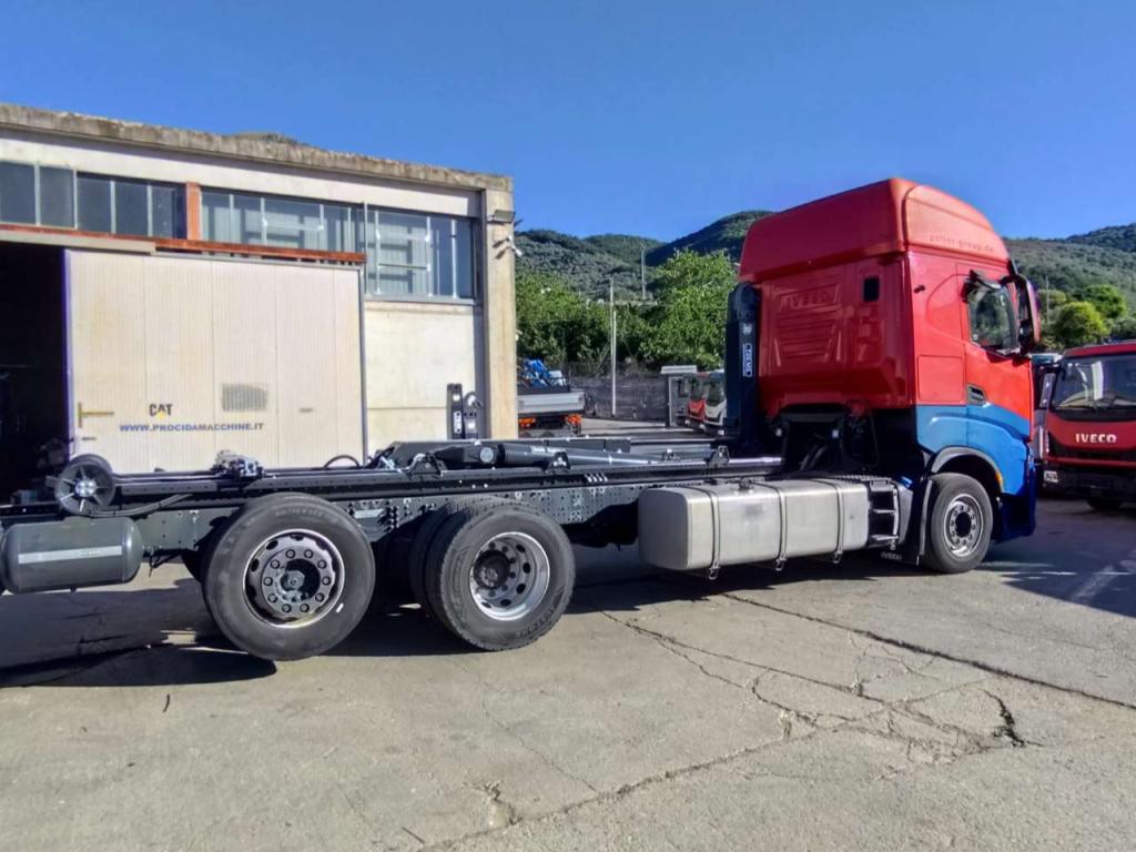 Iveco S-WAY AS260S48 Y Photo 17