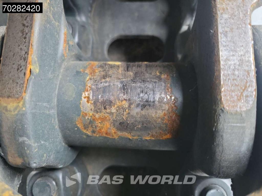 Hyundai HX130 N A/C Photo 23