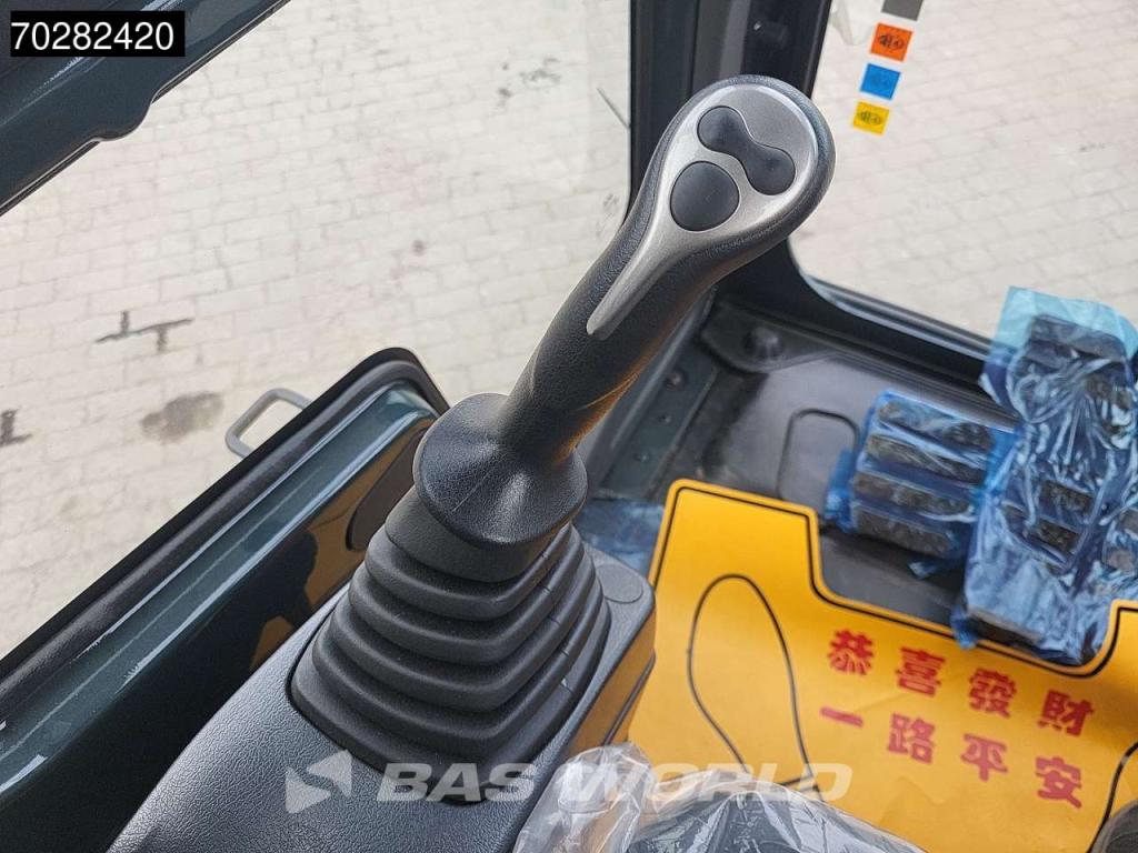 Hyundai HX130 N A/C Photo 30