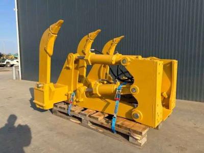 Caterpillar D8T Multi Shank Ripper sold by Smitma B.V.