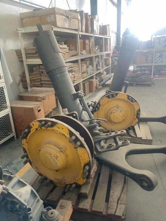 Komatsu RICAMBI VARI Photo 4