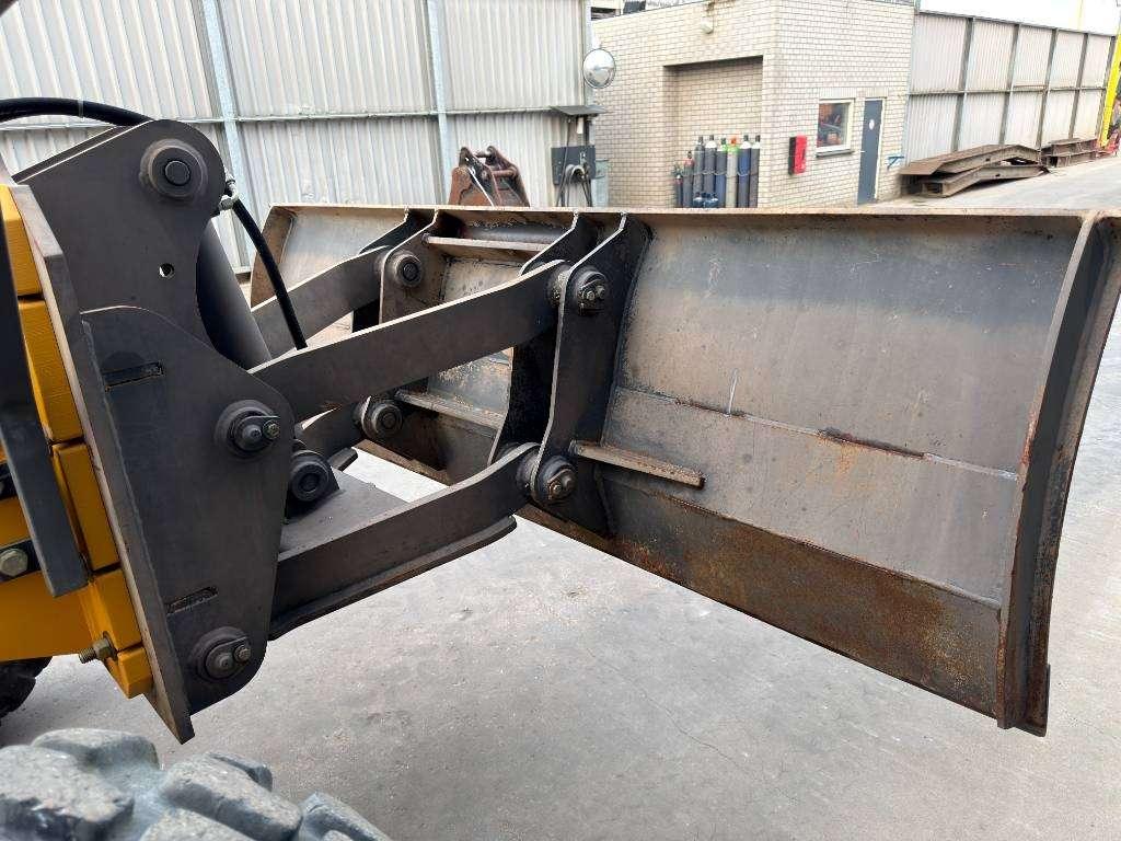 Volvo G930 - CE - LOW HOURS Photo 29