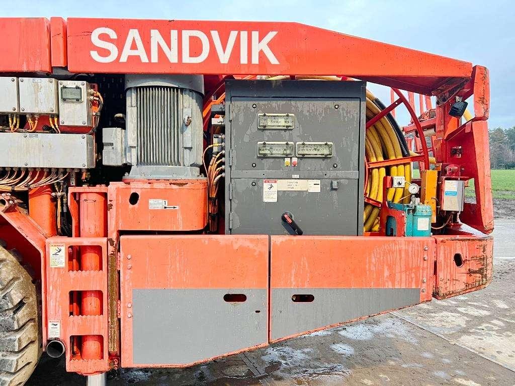 Sandvik DT1130i Drill Rig - Excellent Working Condition Photo 11