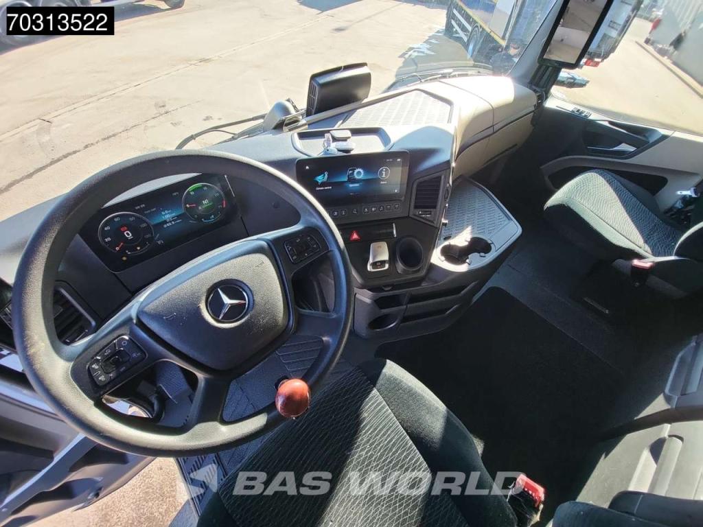Mercedes-Benz Actros 1845 4X2 Bigspace Lowdeck Mirrorcam 2x Tank Photo 18