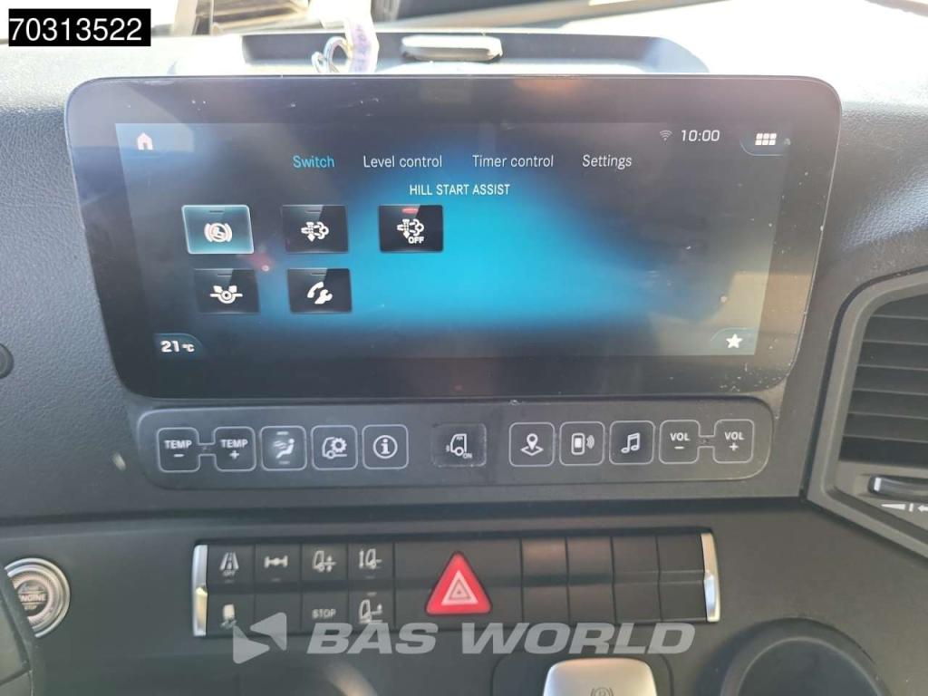 Mercedes-Benz Actros 1845 4X2 Bigspace Lowdeck Mirrorcam 2x Tank Photo 25