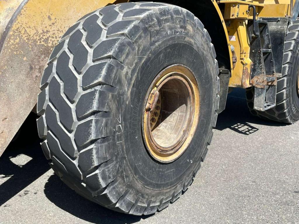 Caterpillar 966M Photo 10