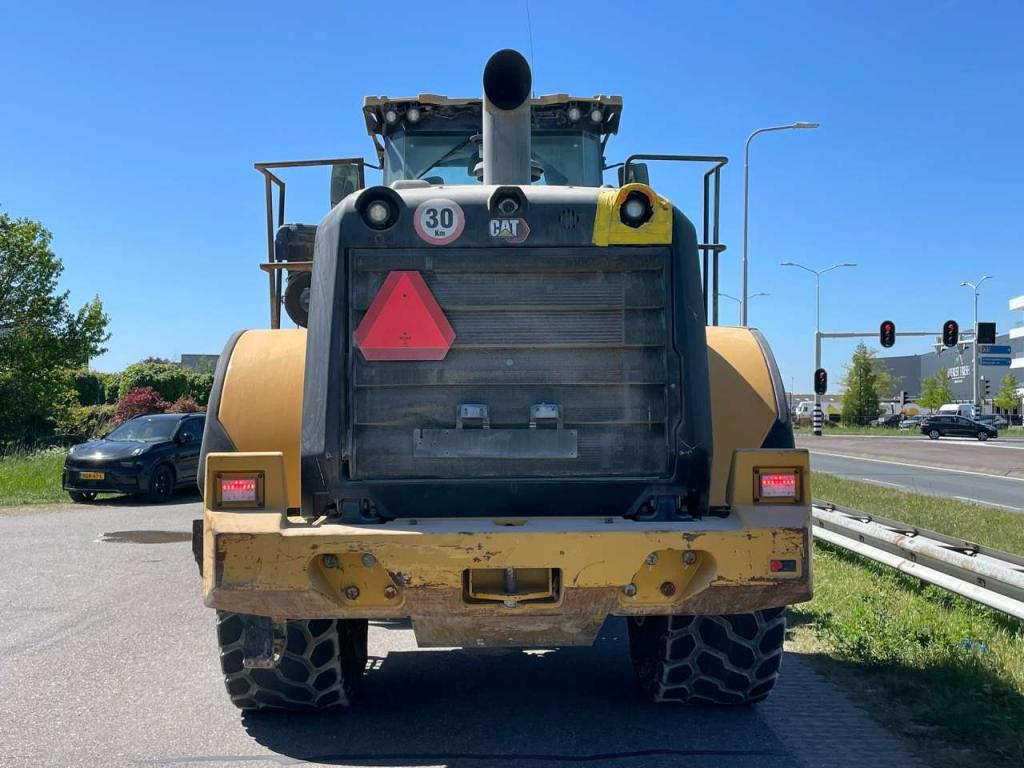 Caterpillar 966M Photo 3