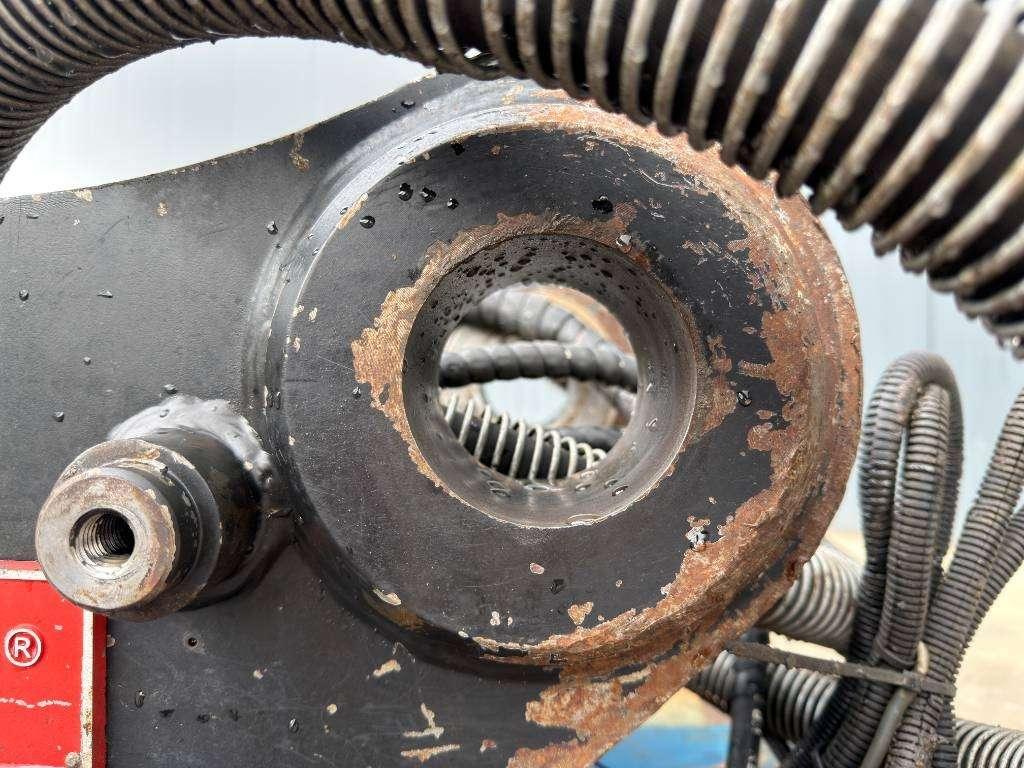 OilQuick OQ80 - M318D / M320F / M322D / 320D / 320E / 323D Photo 8