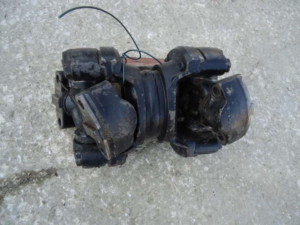 Propeller shaft for Fiat Kobelco/Fiat Hitachi W270 Photo 1