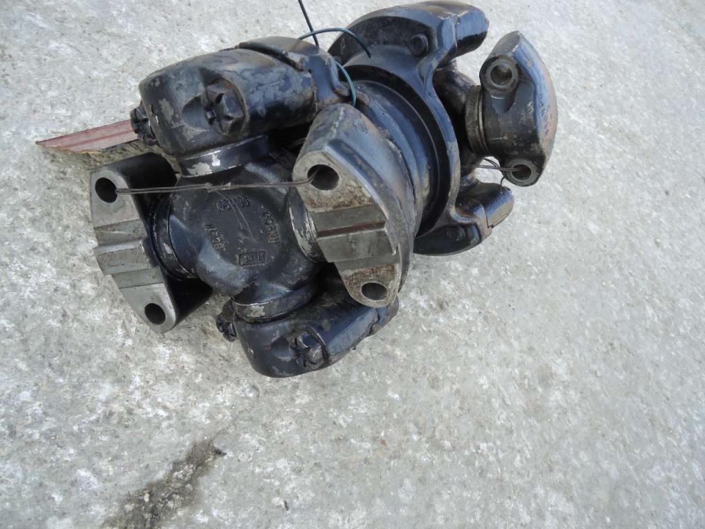 Propeller shaft for Fiat Kobelco/Fiat Hitachi W270 Photo 2