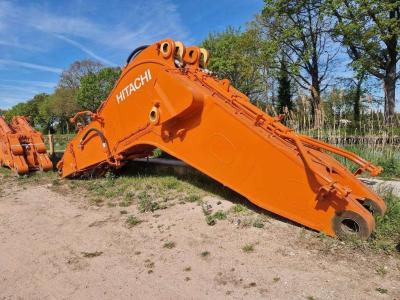 Hitachi EX2000-7B Boom + Stick sold by Aertssen Trading