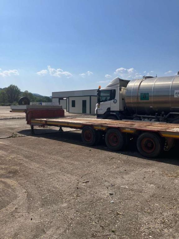 Cometto Flatbed semi-trailer Photo 3