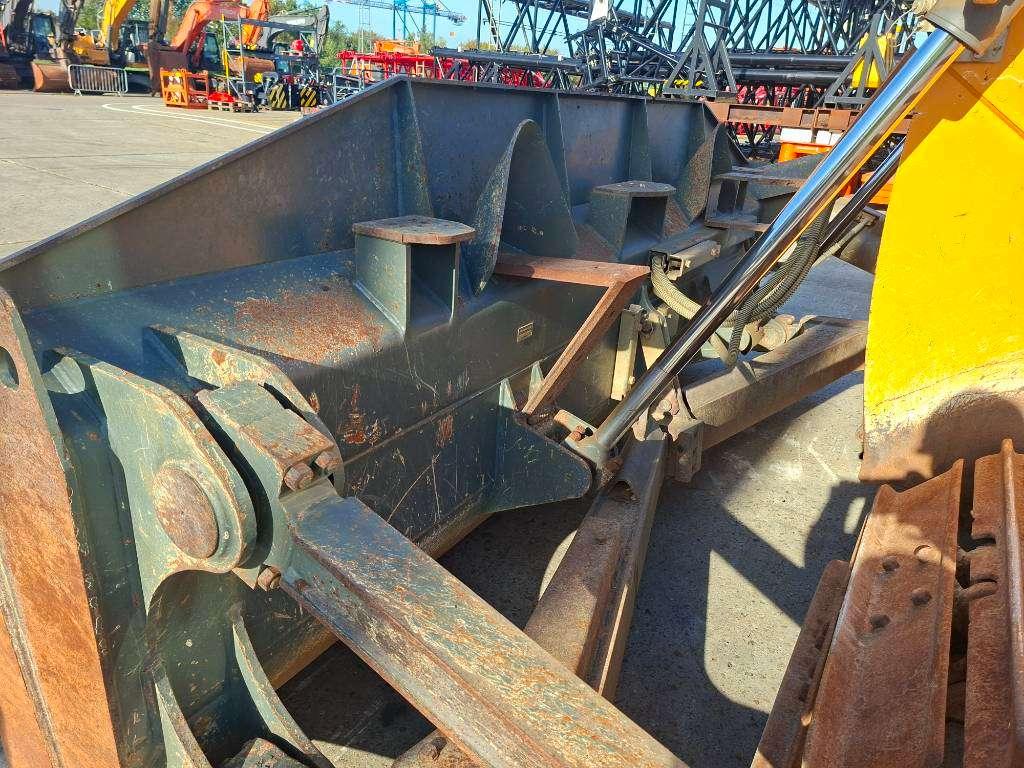Liebherr PR736 LGP Photo 8