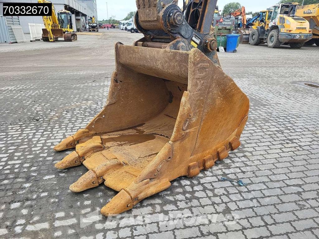 Volvo EC380 E L Photo 16