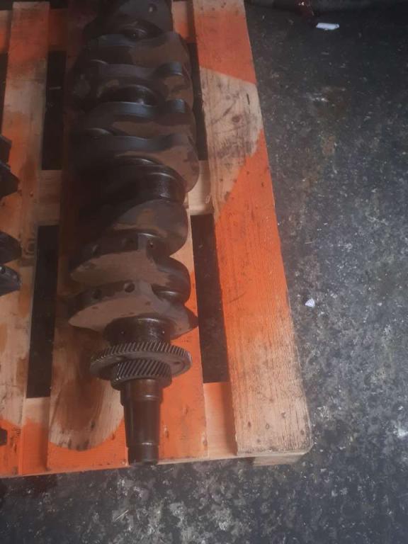 4742617 Crankshaft for Fiat Allis FR20  FL20 Photo 1