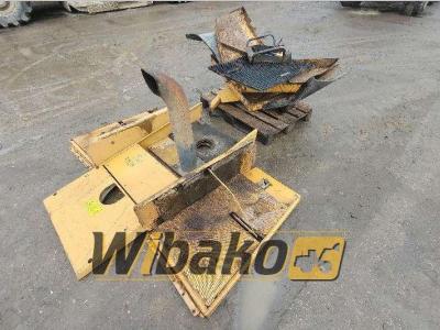 Case 821C sold by Wibako