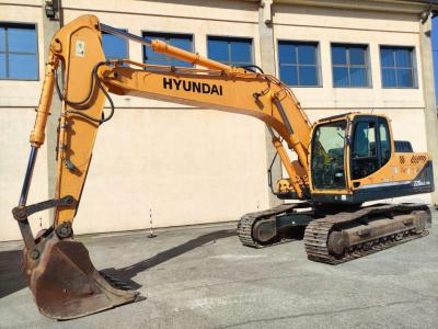 Hyundai R220NLC-9A sold by Comai Spa