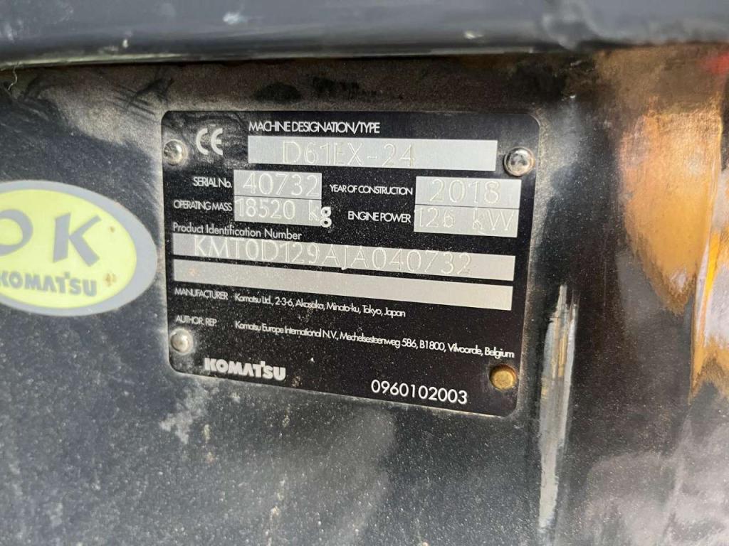Komatsu D61EX-24 Photo 12