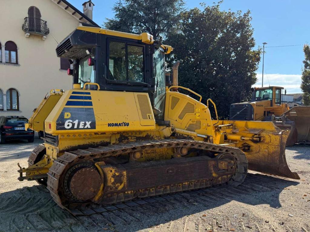 Komatsu D61EX-24 Photo 2