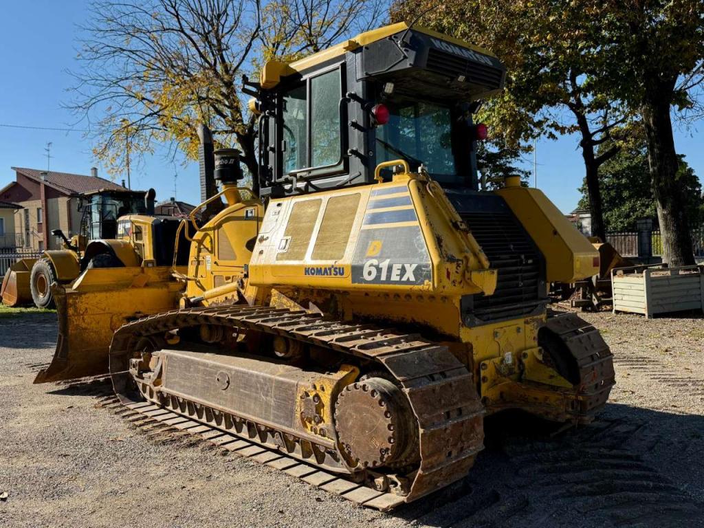 Komatsu D61EX-24 Photo 7