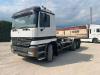 Mercedes-Benz Hook lifts truck Photo 2 thumbnail
