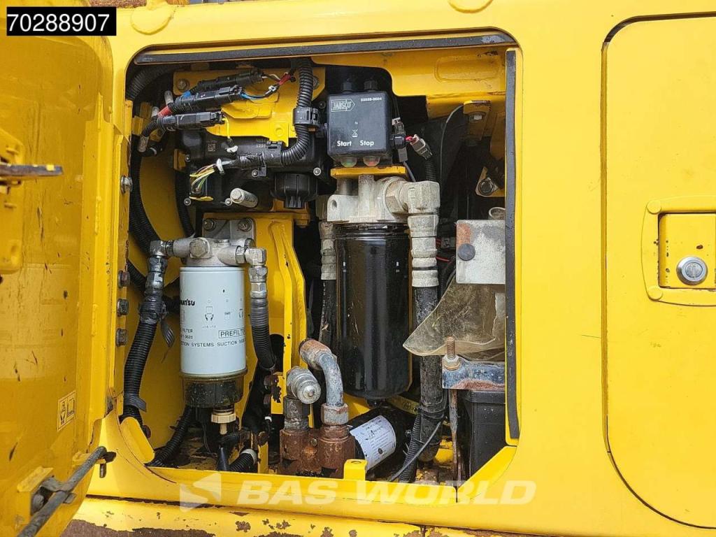 Komatsu D65 PXi -18 Ripper Photo 28
