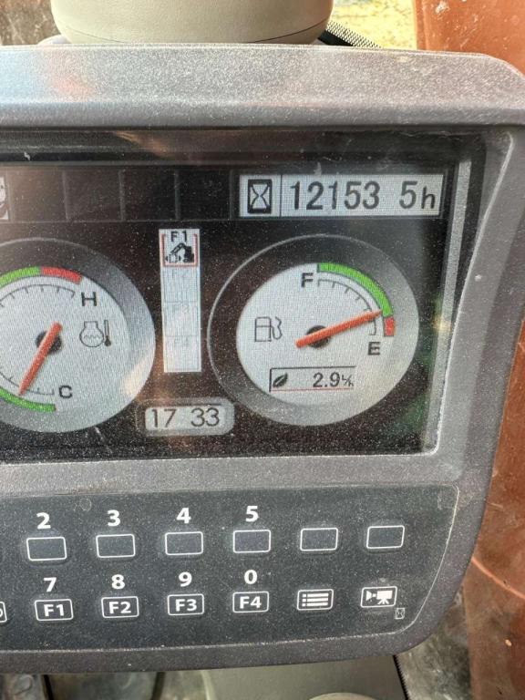 Hitachi ZX350LCN Photo 7