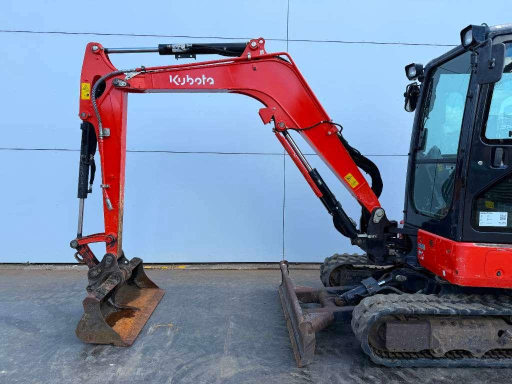 Kubota KX037-4 - Hammer Lines / Quick Coupler Photo 12