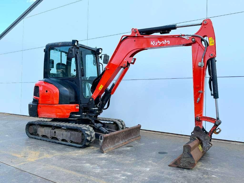 Kubota KX037-4 - Hammer Lines / Quick Coupler Photo 7