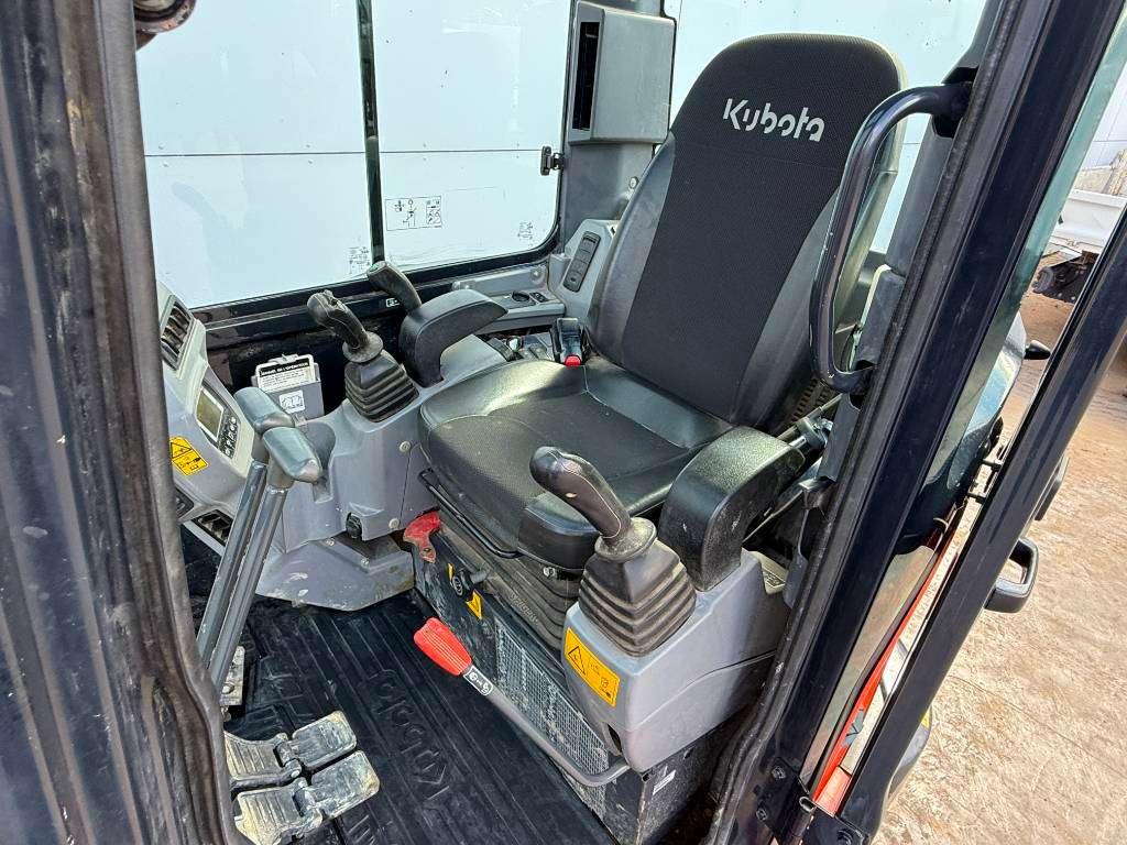 Kubota KX037-4 - Hammer Lines / Quick Coupler Photo 8