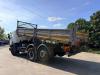 Scania 320 Photo 13 thumbnail