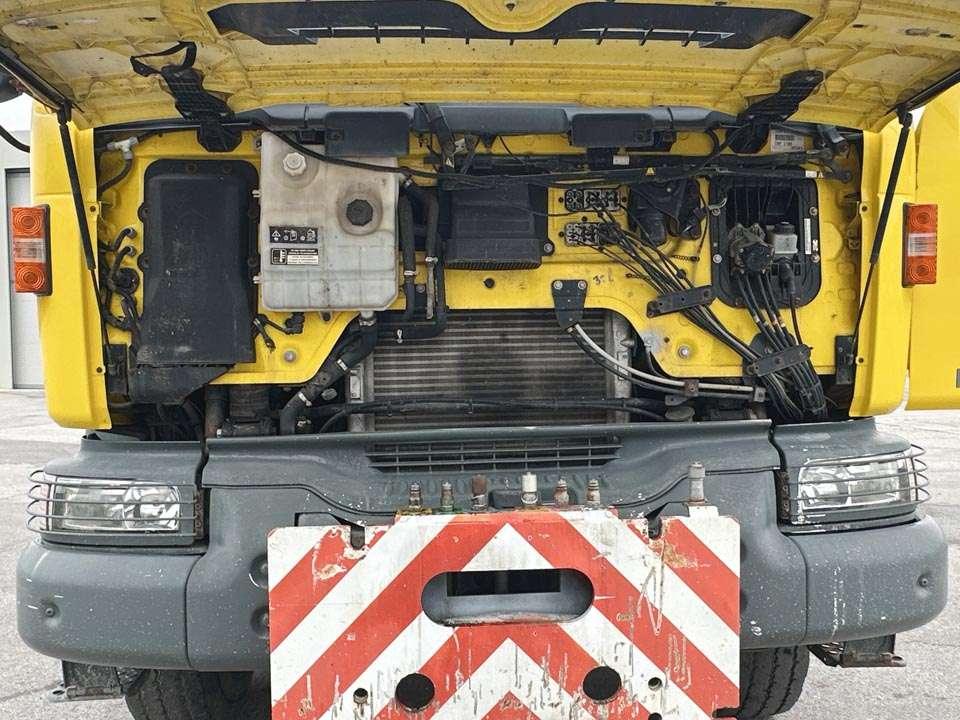 Renault 370 DCI 6x4 Photo 10