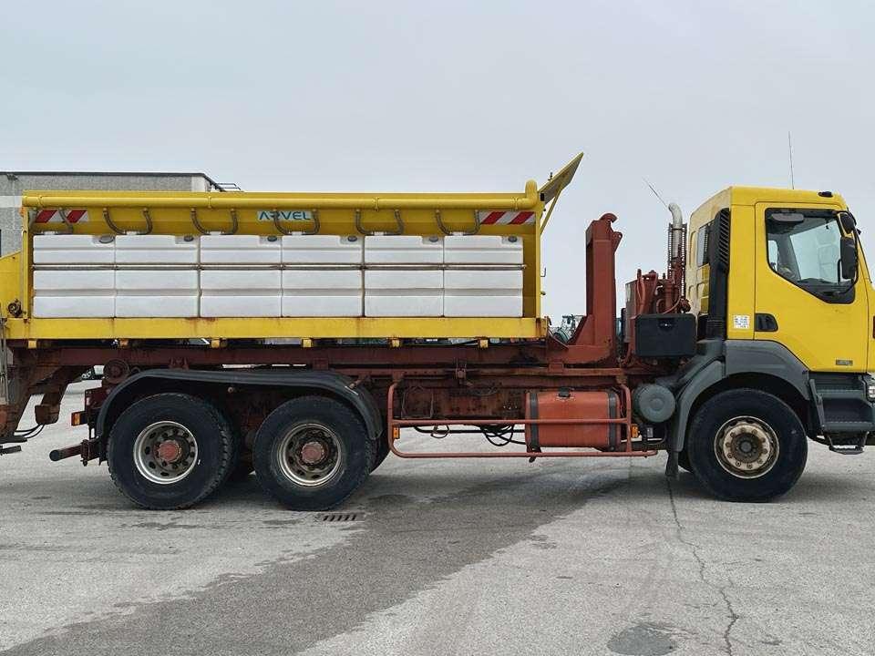 Renault 370 DCI 6x4 Photo 17