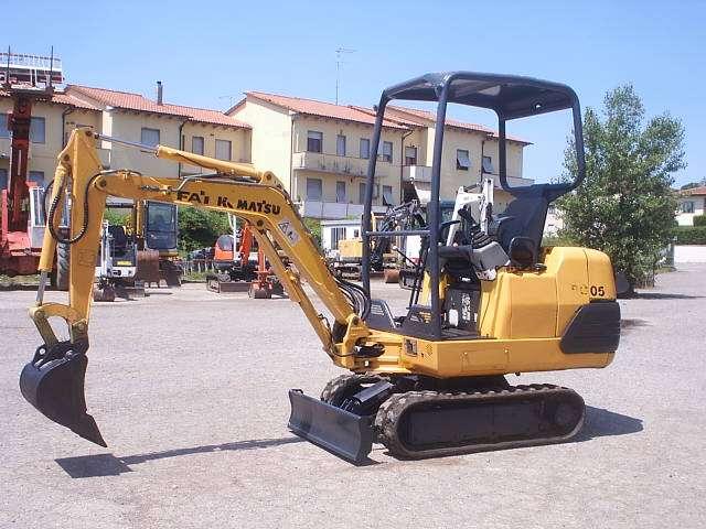 Komatsu PC07 Photo 1