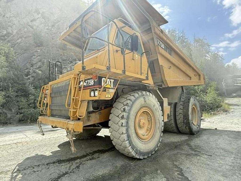 Caterpillar 775B Photo 2