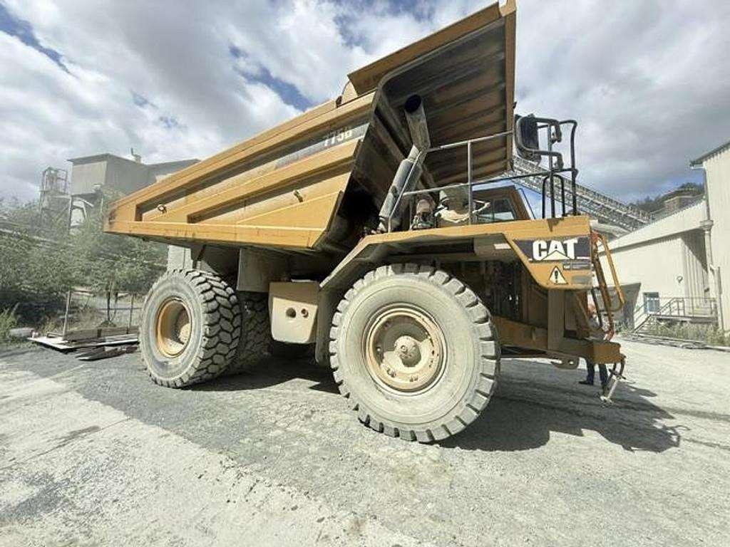 Caterpillar 775B Photo 3