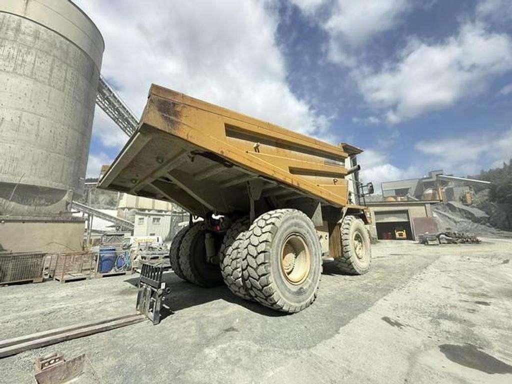Caterpillar 775B Photo 4