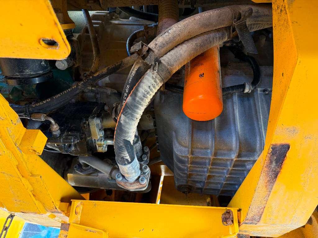 Volvo A40G (EXW - Abu Dhabi) Photo 12