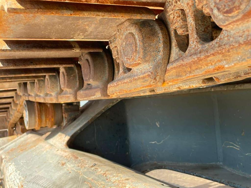 Liebherr R944C Photo 12