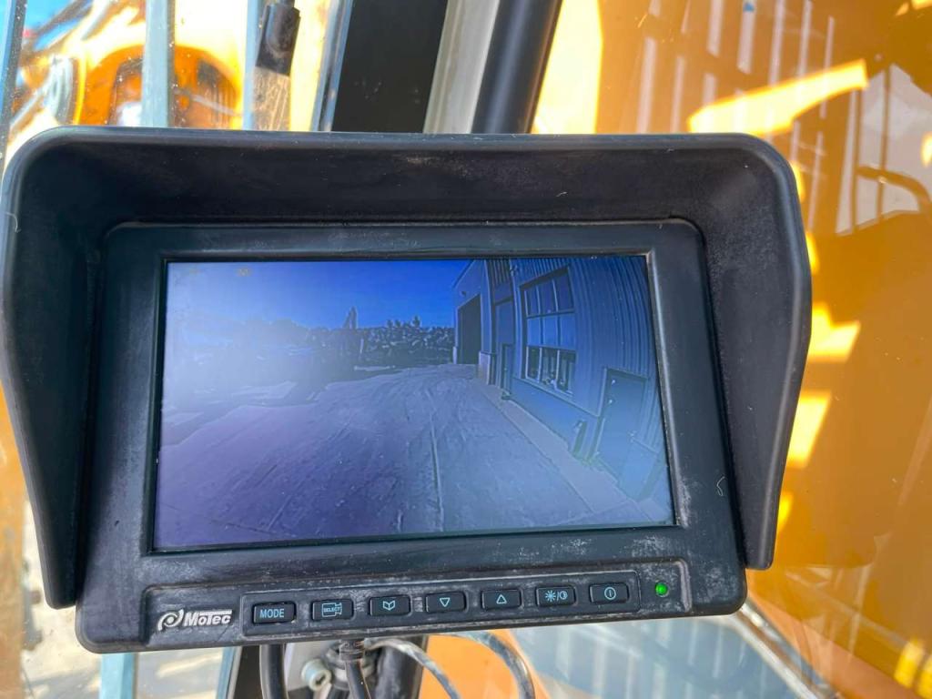 Liebherr R944C Photo 25