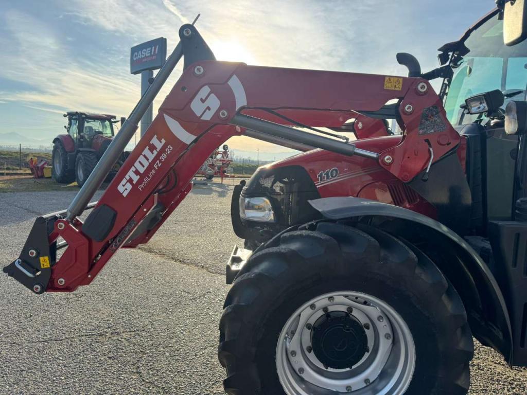 Case IH Luxxum 110 Photo 2